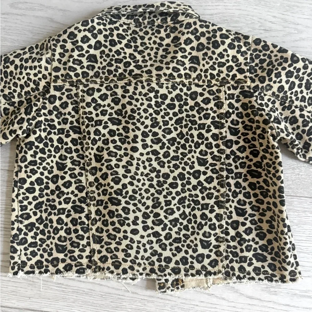 Coffee Talk girls Cheetah print raw hem jeans jacket 5T